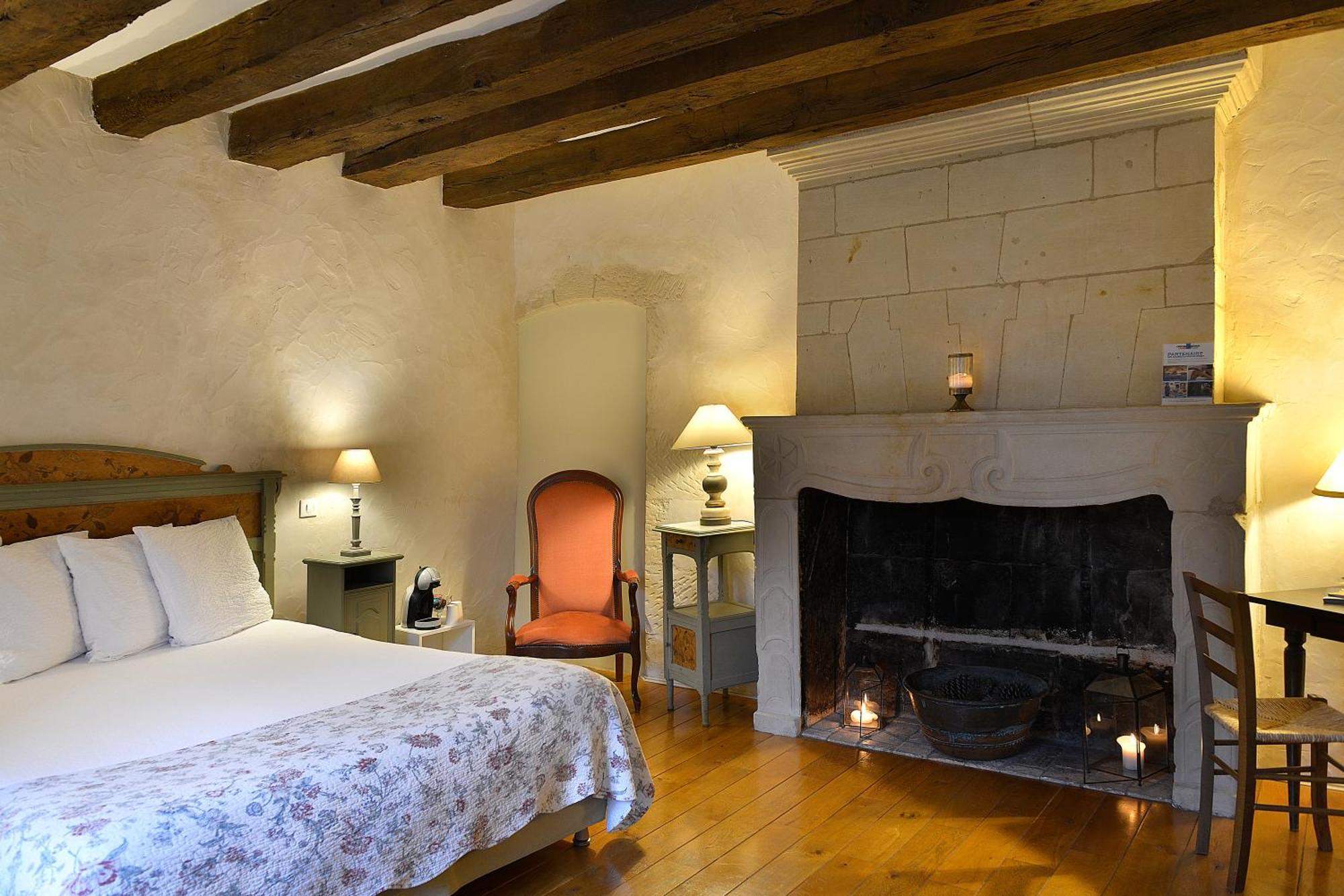 Logis Hotel Restaurant Relais De La Mothe Yzeures-sur-Creuse Exterior photo